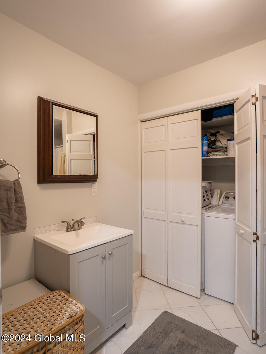1396 Maple Hill Road Schodack, NY 12033 - Photo 19 of 26 DSC02116
