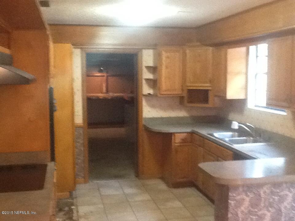 8404 Old Plank Road Jacksonville, FL 32220 - Photo 6 of 30 image.jpg