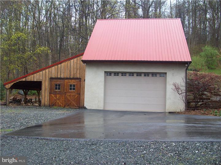 2107 Fairview Road Glenmoore, PA 19343 - Photo 19 of 25 Garage