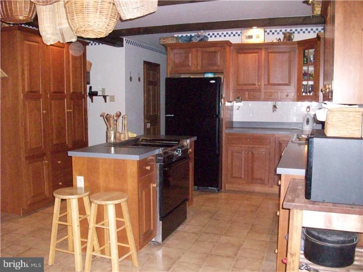 2107 Fairview Road Glenmoore, PA 19343 - Photo 6 of 25 Kitchen
