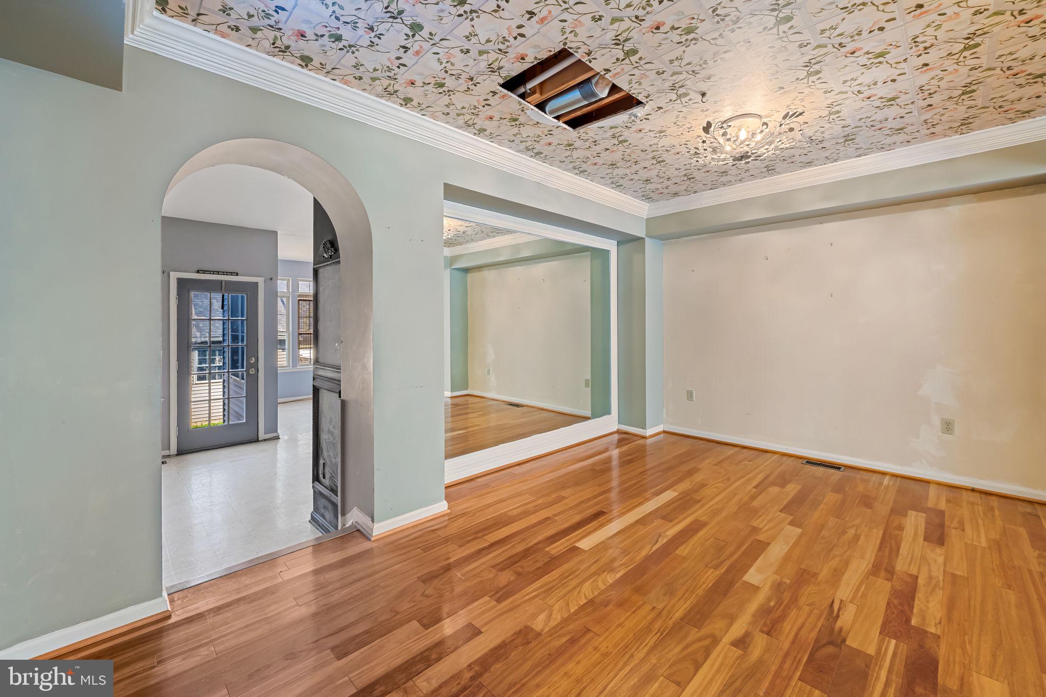 2229 Village Square Road Frederick, MD 21701 - Photo 7 of 34