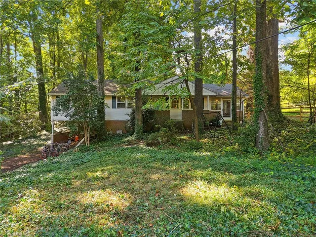 $237,500 | 6203 Roblyn Road, Greensboro, NC 27410