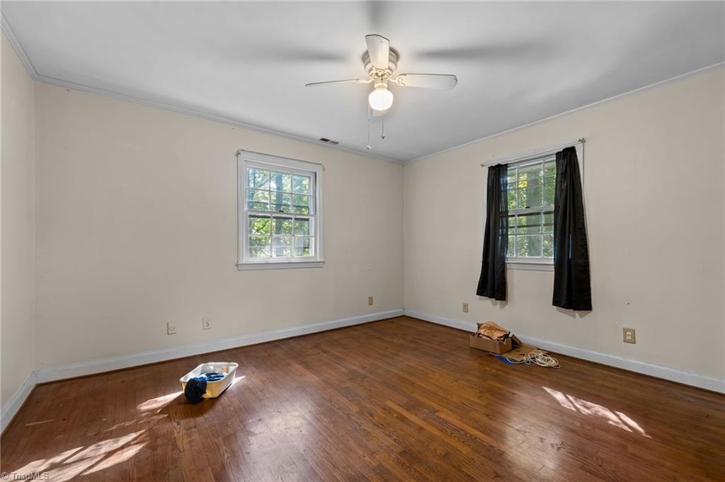 6203 Roblyn Road Greensboro, NC 27410 - Photo 11 of 31