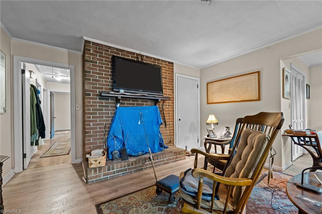 6203 Roblyn Road Greensboro, NC 27410 - Photo 15 of 31