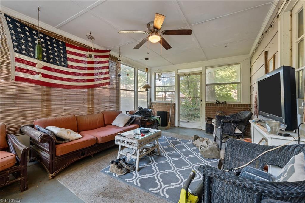 6203 Roblyn Road Greensboro, NC 27410 - Photo 21 of 31