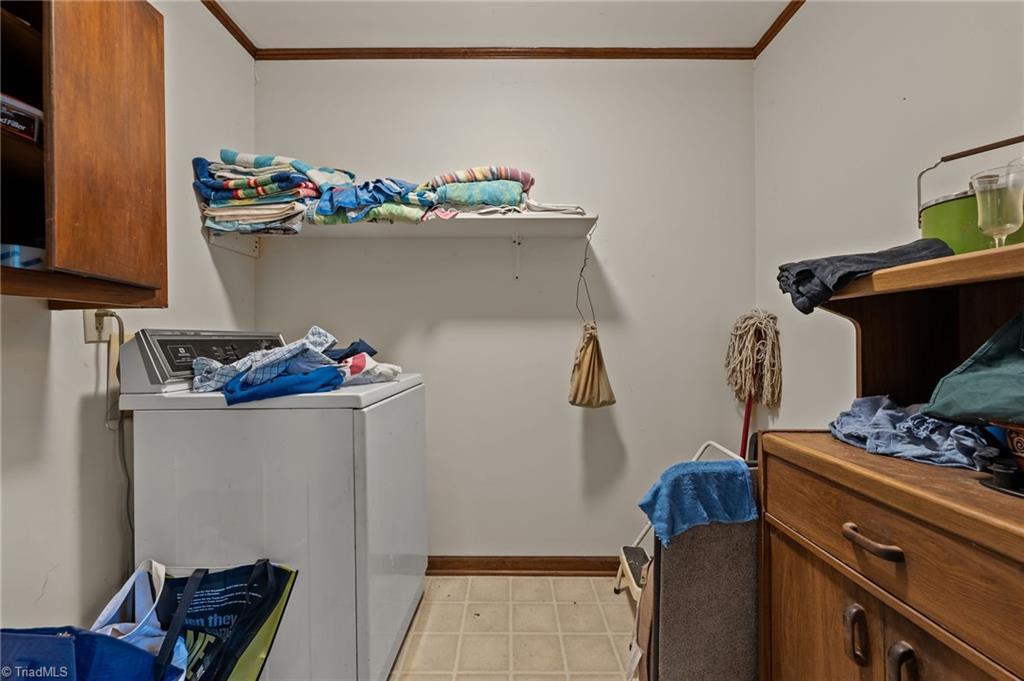 6203 Roblyn Road Greensboro, NC 27410 - Photo 24 of 31