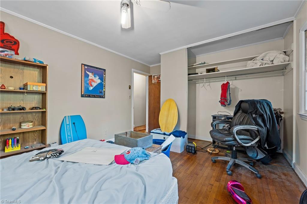 6203 Roblyn Road Greensboro, NC 27410 - Photo 10 of 31