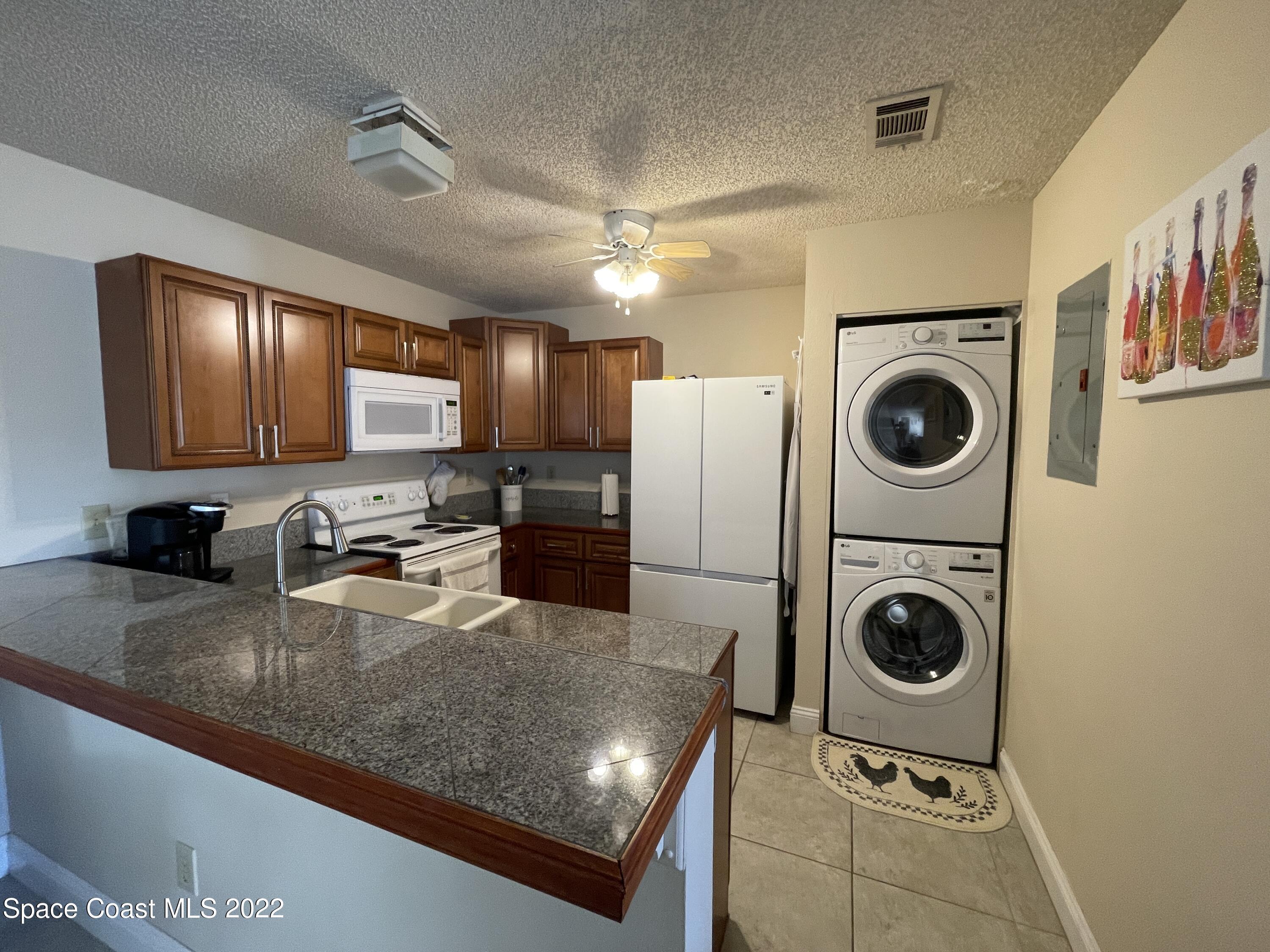 1440 Sheafe Avenue Northeast, Unit 112 Palm Bay, FL 32905 - Photo 3 of 19 IMG_6962