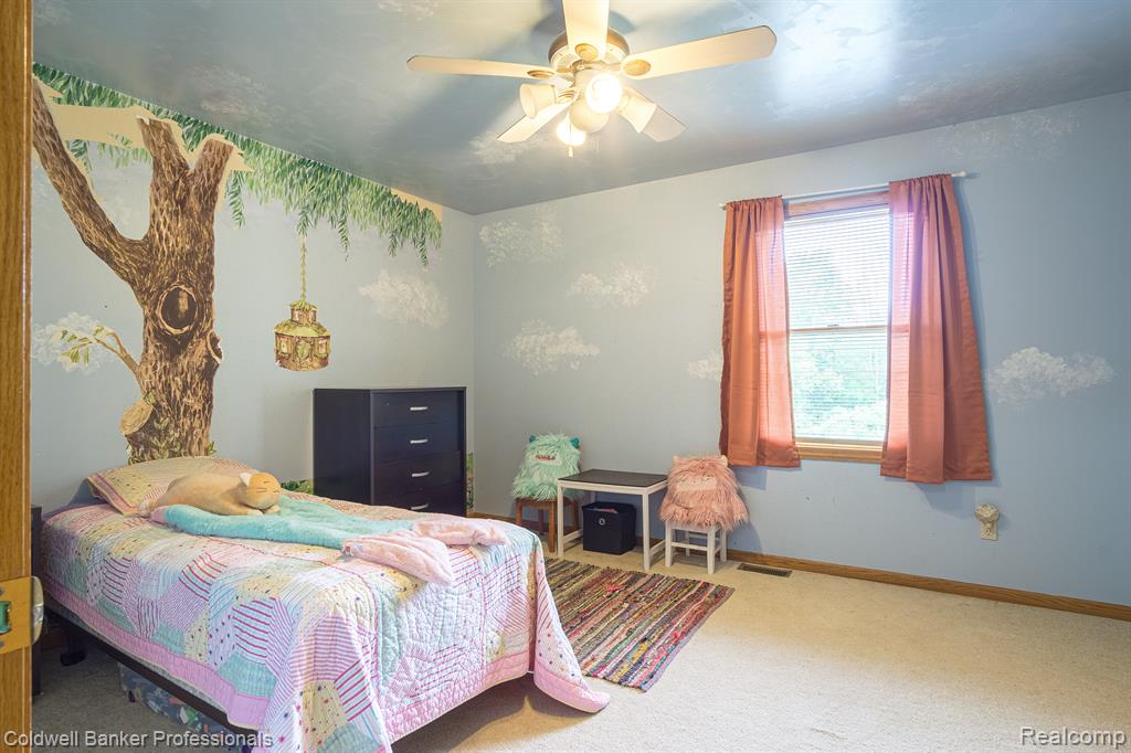 382 Angle Road Lapeer, MI 48446 - Photo 45 of 61