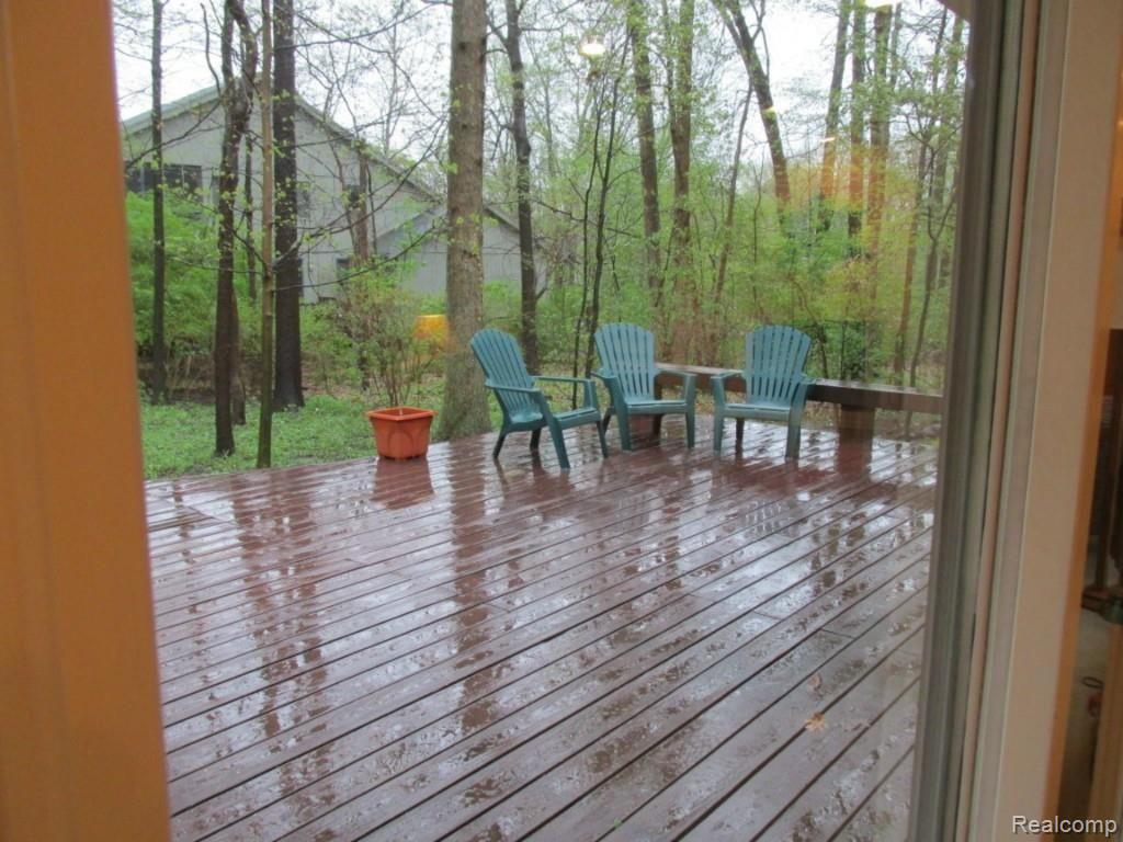 485 Orchardale Drive Rochester, MI 48309 - Photo 5 of 25 orch - deck view.jpg