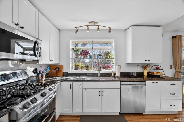 $600,000 | 7964 South Estes Court, Littleton, CO 80128