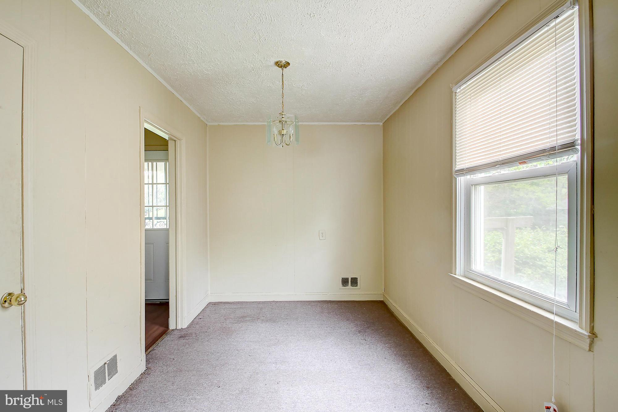3512 Venetian Road Baltimore, MD 21207 - Photo 8 of 24 Dining Room