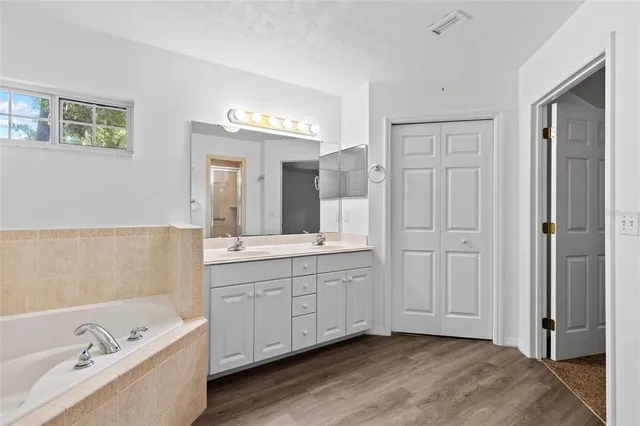 $399,900 | 6454 Southwest 84 Terrace, Gainesville, FL 32608