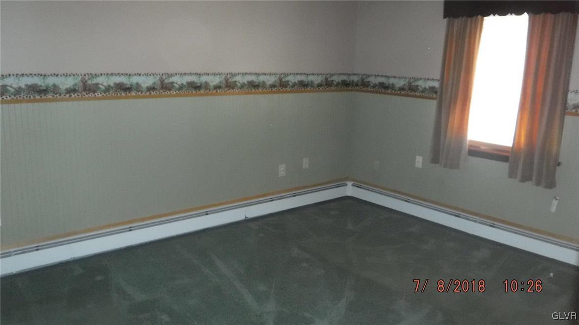 558 Briar Road Pen Argyl, PA 18072 - Photo 7 of 10 Gallery Image 7