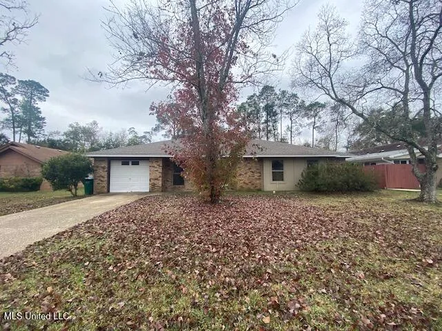 $1,600 | 11 Stratford Place, Gulfport, MS 39503