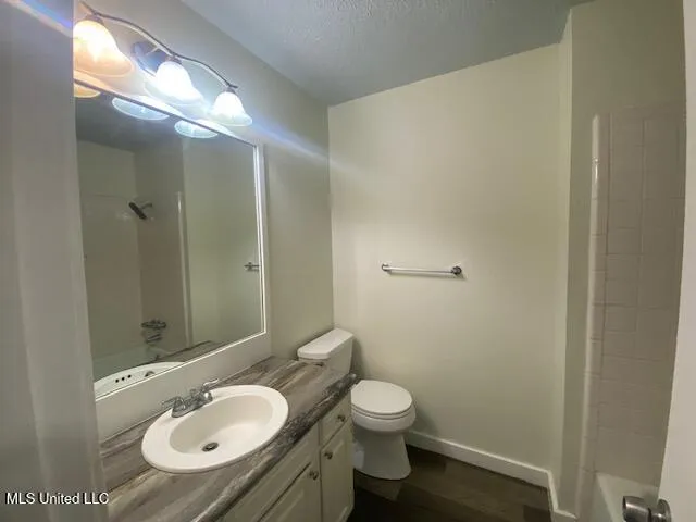 $1,600 | 11 Stratford Place, Gulfport, MS 39503