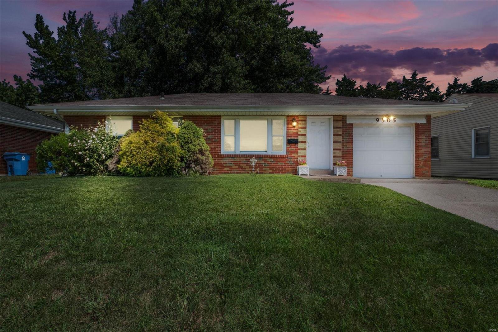 9505 Reavis Barracks Road St. Louis, MO 63123 - Photo 1 of 24