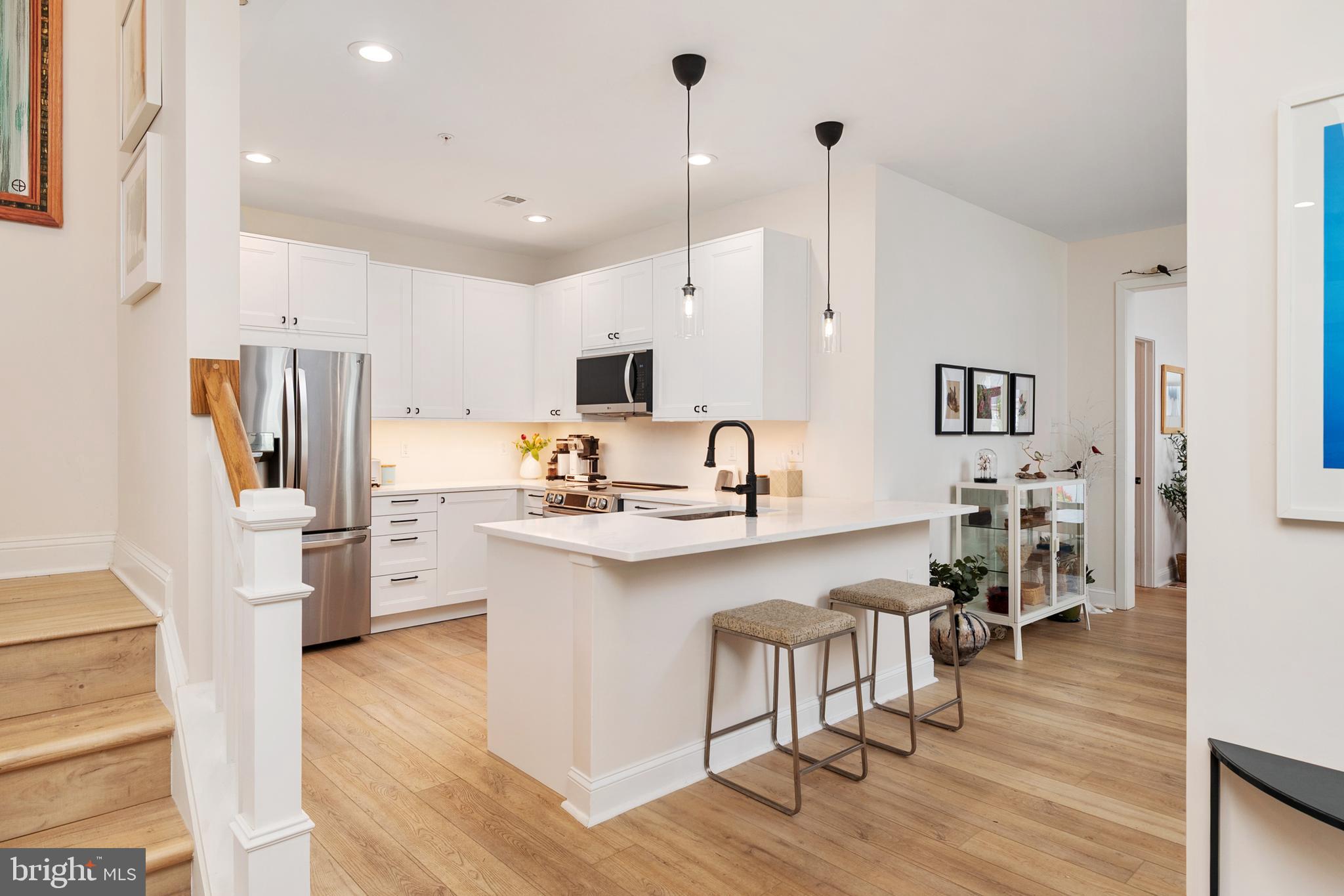 2858 Dragon Fly Way Odenton, MD 21113 - Photo 3 of 38 Bright, modern kitchen with stylish finishes