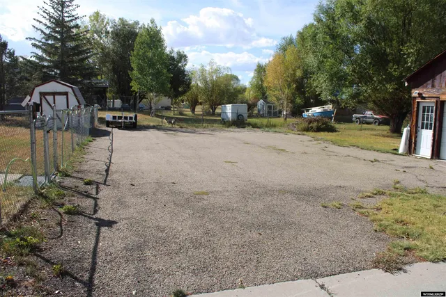 $270,000 | 304 West 3rd Street, Mountain View, WY 82939