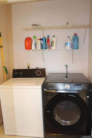 $270,000 | 304 West 3rd Street, Mountain View, WY 82939