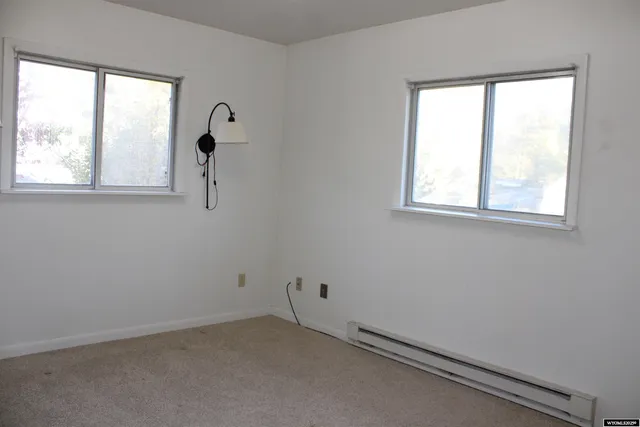 $270,000 | 304 West 3rd Street, Mountain View, WY 82939