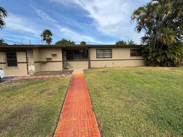 $599,999 | 4115 Northwest 191st Terrace, Miami Gardens, FL 33055