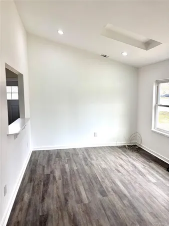 $4,000 | 718 Provost Avenue, Bellport, NY 11713