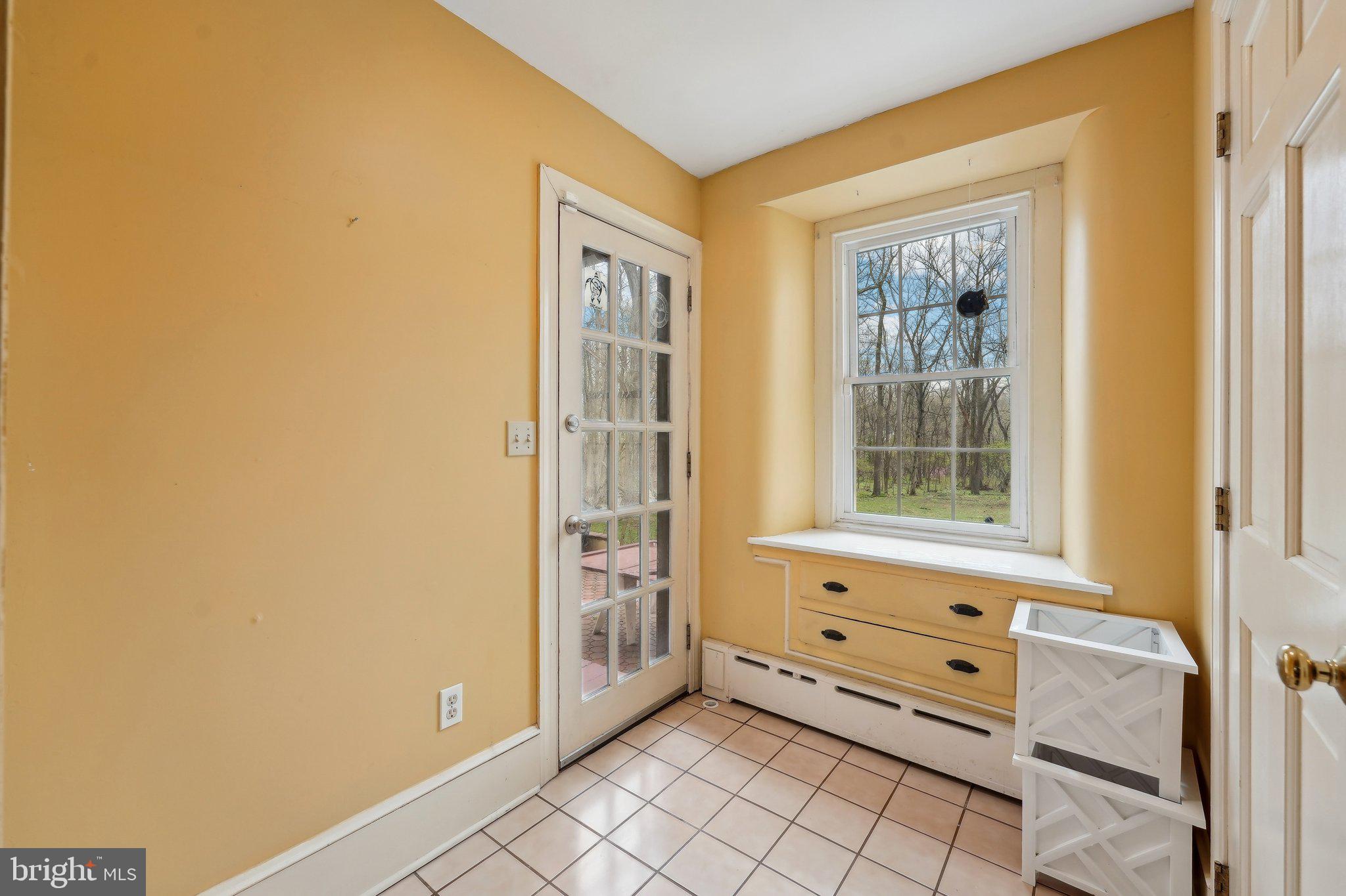376 Level Road Collegeville, PA 19426 - Photo 11 of 37 Gallery Image 11