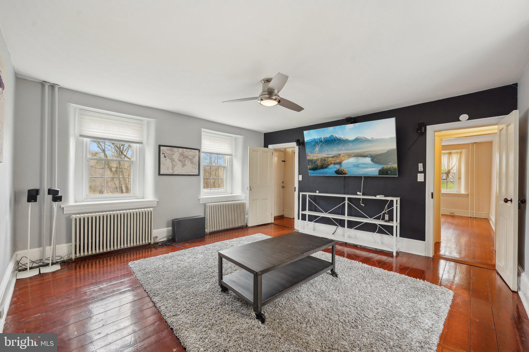 376 Level Road Collegeville, PA 19426 - Photo 4 of 37 Gallery Image 4