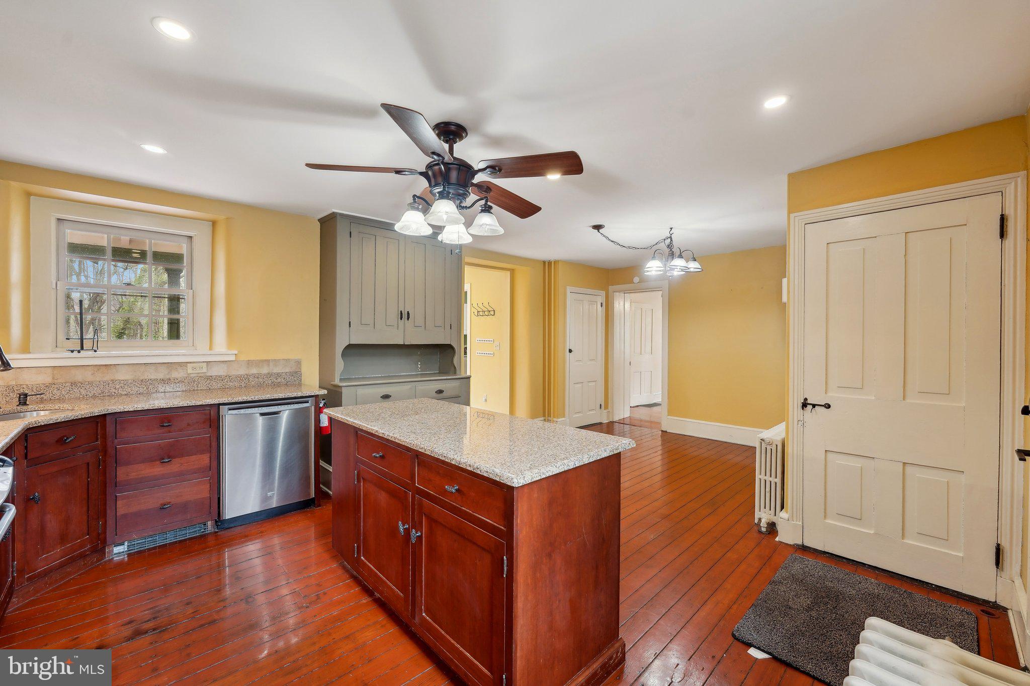 376 Level Road Collegeville, PA 19426 - Photo 10 of 37 Gallery Image 10