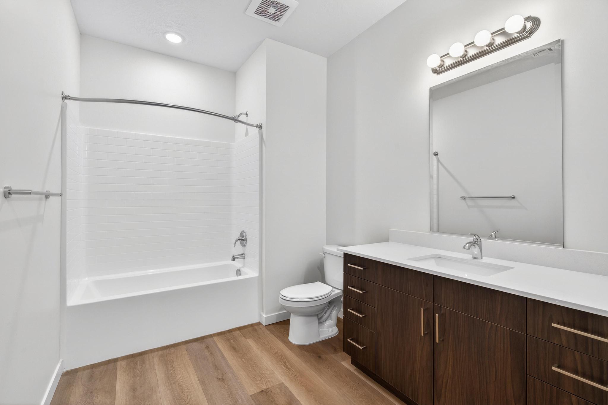 983 West State Street, Unit C203 Hurricane, UT 84737 - Photo 17 of 48 DSC09482