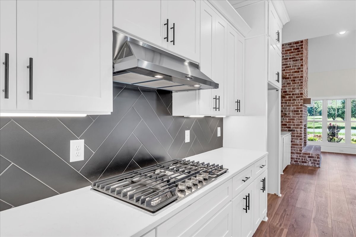 309 Hickory Grove Drive Morrison, TN 37357 - Photo 24 of 50 a kitchen with stove and cabinets
