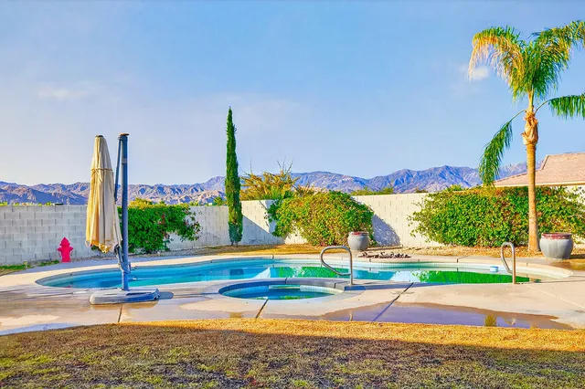 $6,800 | 5 Curie Court, Rancho Mirage, CA 92270