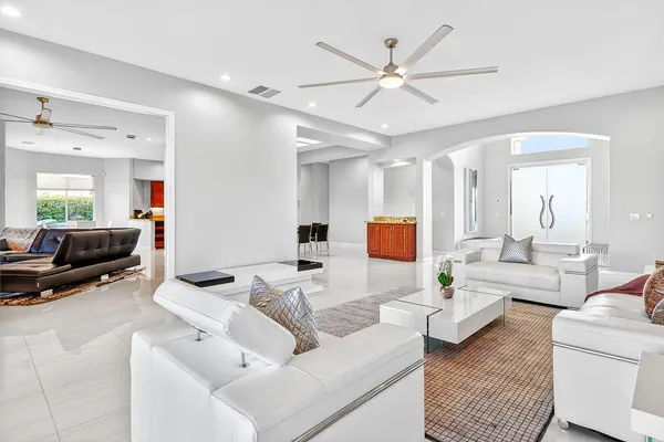 $5,900 | 5 Curie Court, Rancho Mirage, CA 92270