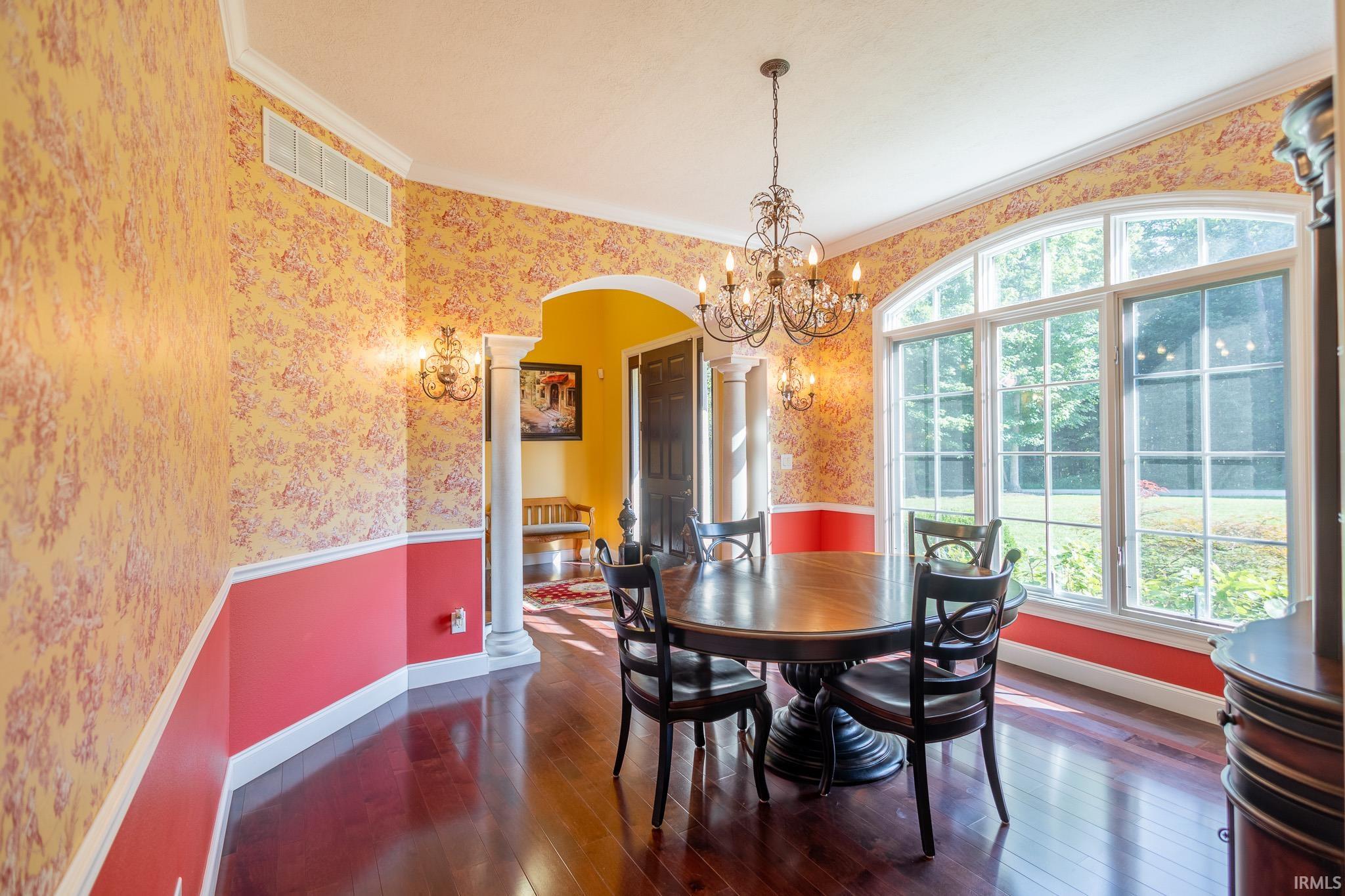 142 Whites Point Bedford, IN 47421 - Photo 7 of 36