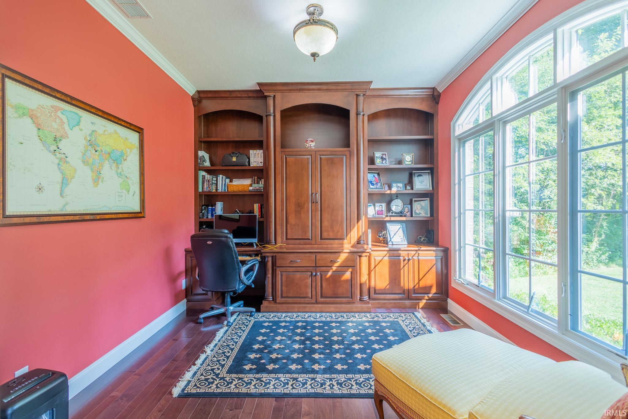 142 Whites Point Bedford, IN 47421 - Photo 8 of 36