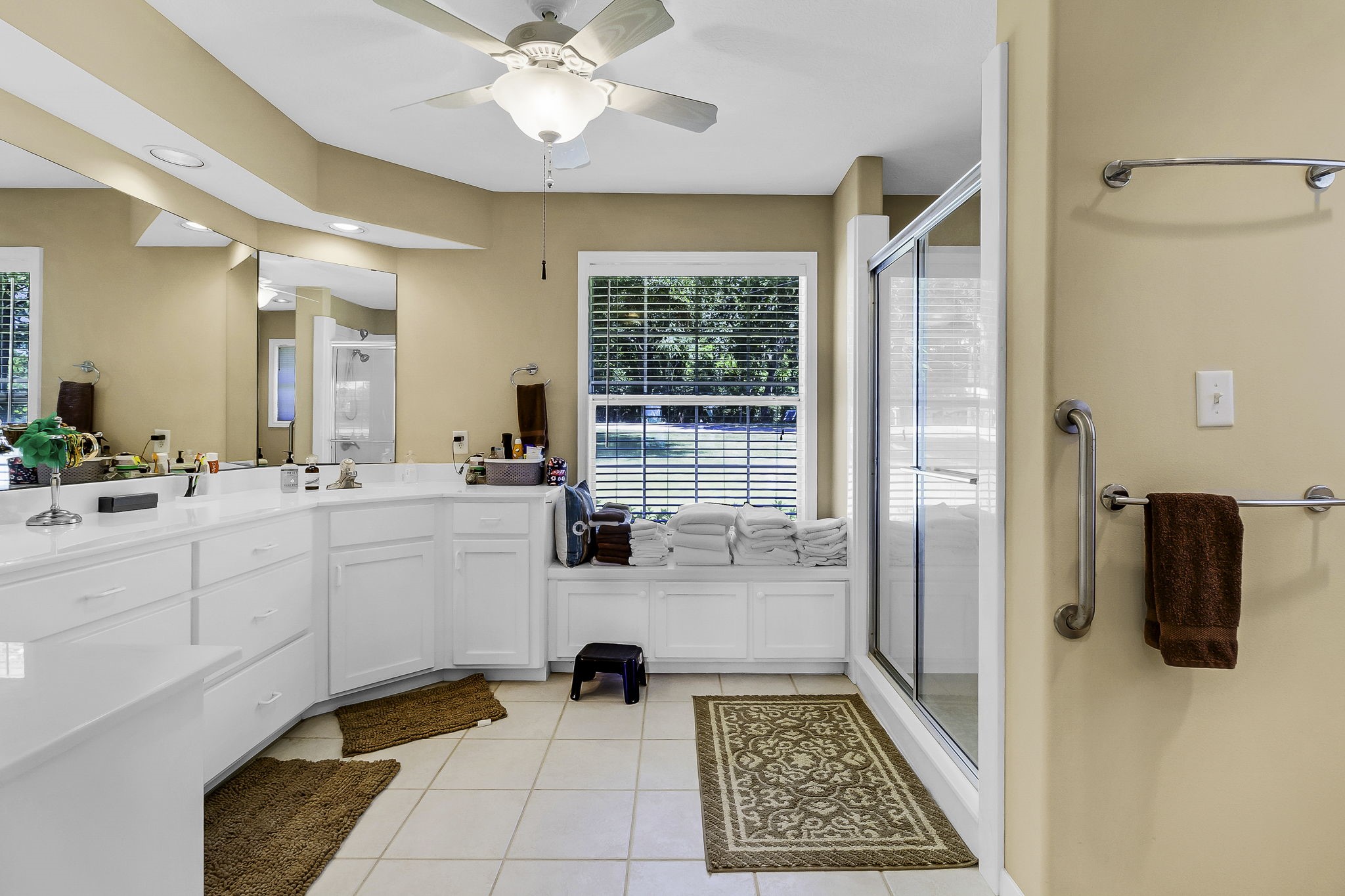 1346 Landing Way Trinity, TX 75862 - Photo 16 of 45 a very nice looking room with a large window