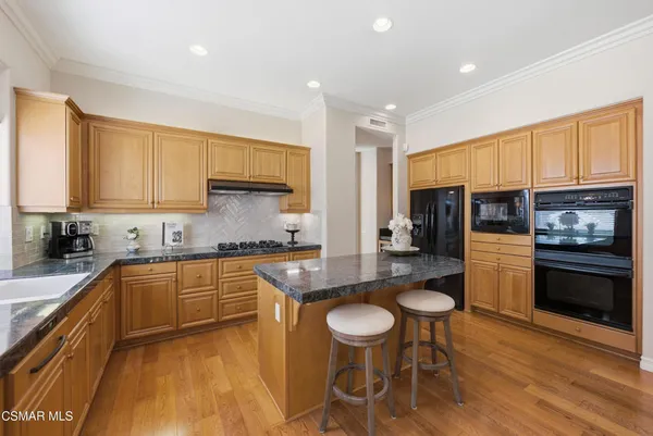 $2,150,000 | 331 Briar Bluff Circle, Thousand Oaks, CA 91360