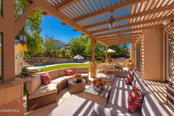 $2,150,000 | 331 Briar Bluff Circle, Thousand Oaks, CA 91360