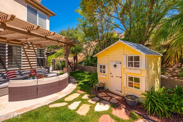$2,150,000 | 331 Briar Bluff Circle, Thousand Oaks, CA 91360