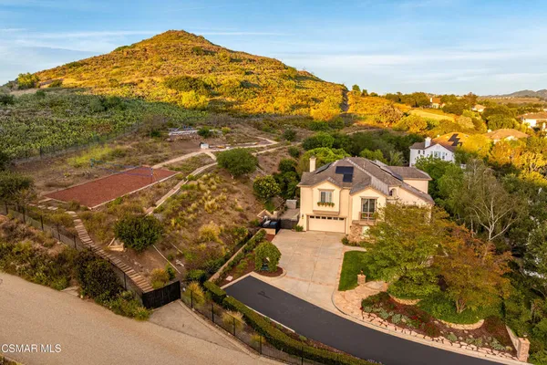 $2,150,000 | 331 Briar Bluff Circle, Thousand Oaks, CA 91360