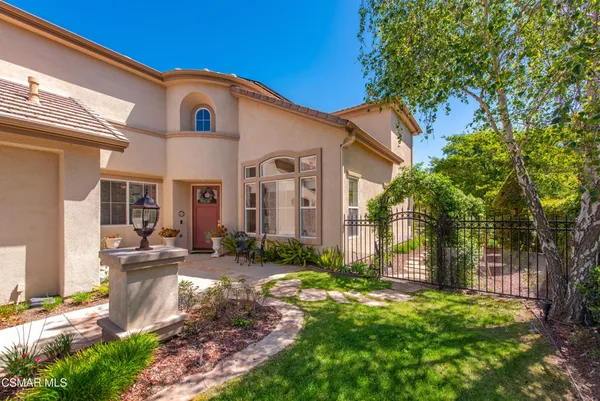 $2,150,000 | 331 Briar Bluff Circle, Thousand Oaks, CA 91360