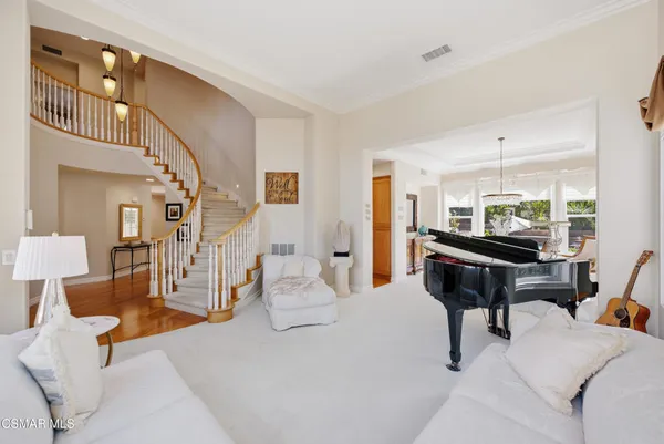 $2,150,000 | 331 Briar Bluff Circle, Thousand Oaks, CA 91360
