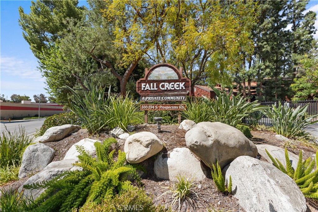 348 South Prospectors Road, Unit 6 Diamond Bar, CA 91765 - Photo 1 of 16