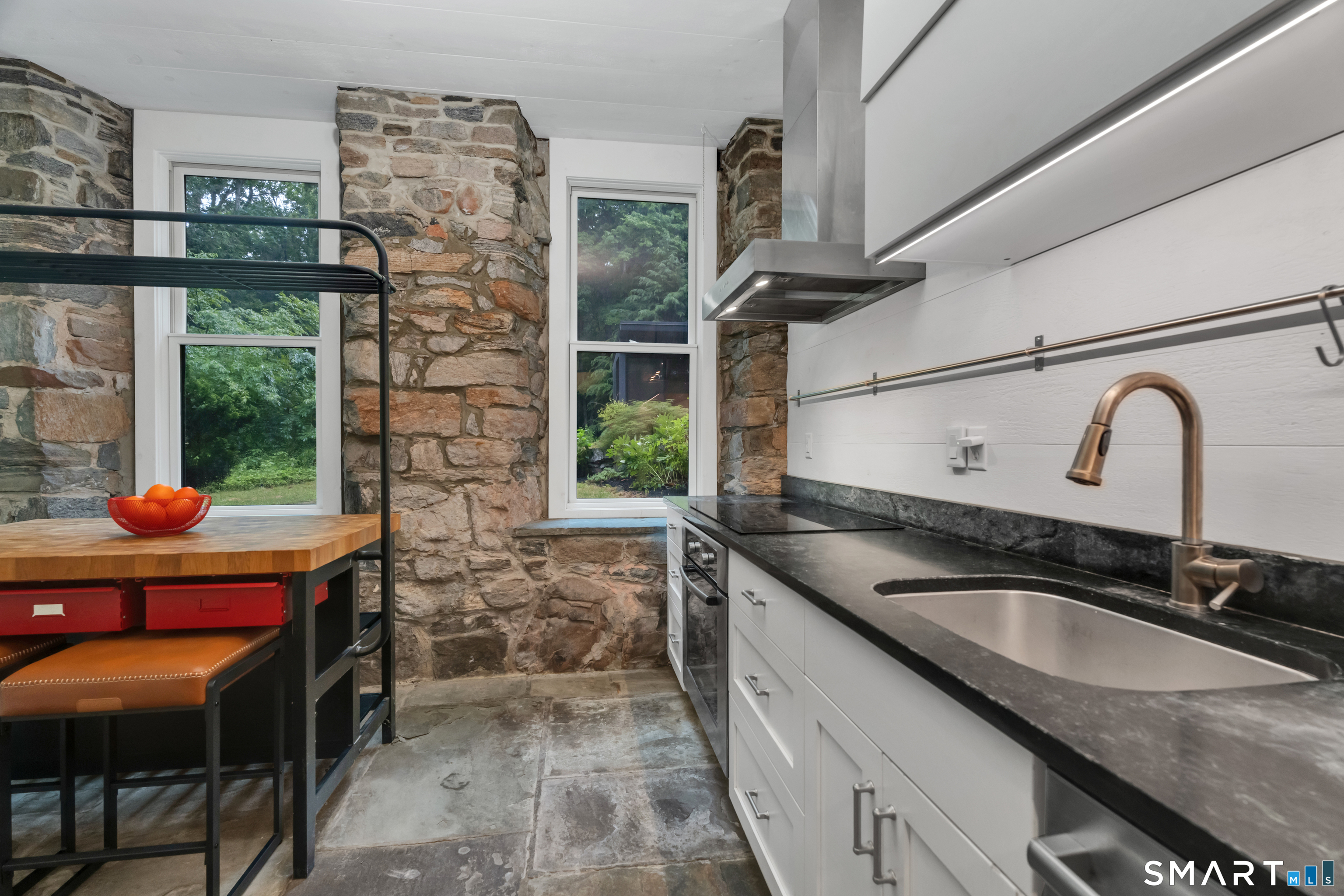 26-2 Mt Archer Road Lyme, CT 06371 - Photo 15 of 40