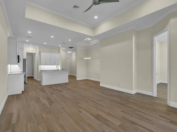 $3,250 | 2015 Bridgepointe Circle, Unit 108 1, Vero Beach, FL 32967