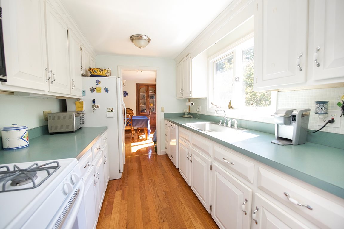 76 W Road Hampstead, NH 03841 - Photo 11 of 35 Gallery Image 11