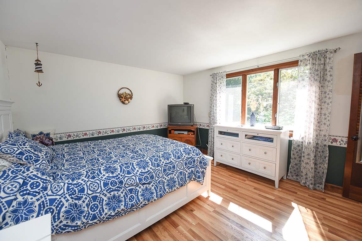 76 W Road Hampstead, NH 03841 - Photo 22 of 35 Gallery Image 22