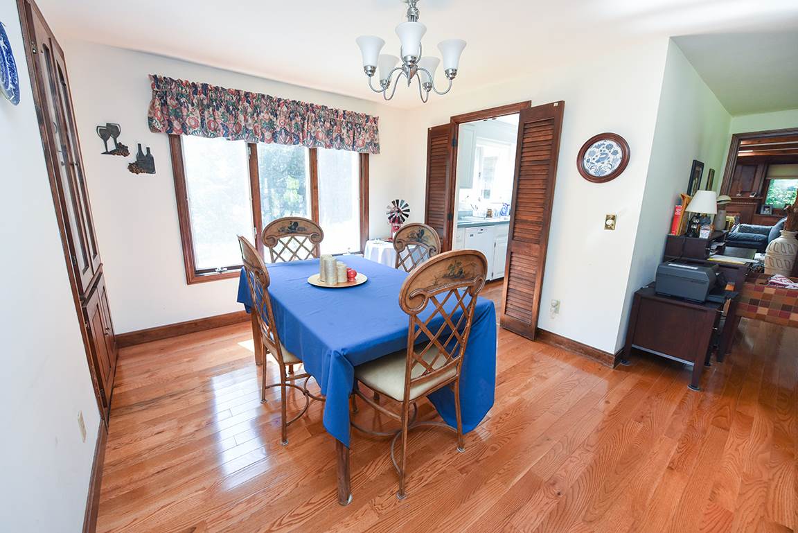 76 W Road Hampstead, NH 03841 - Photo 5 of 35 Gallery Image 5
