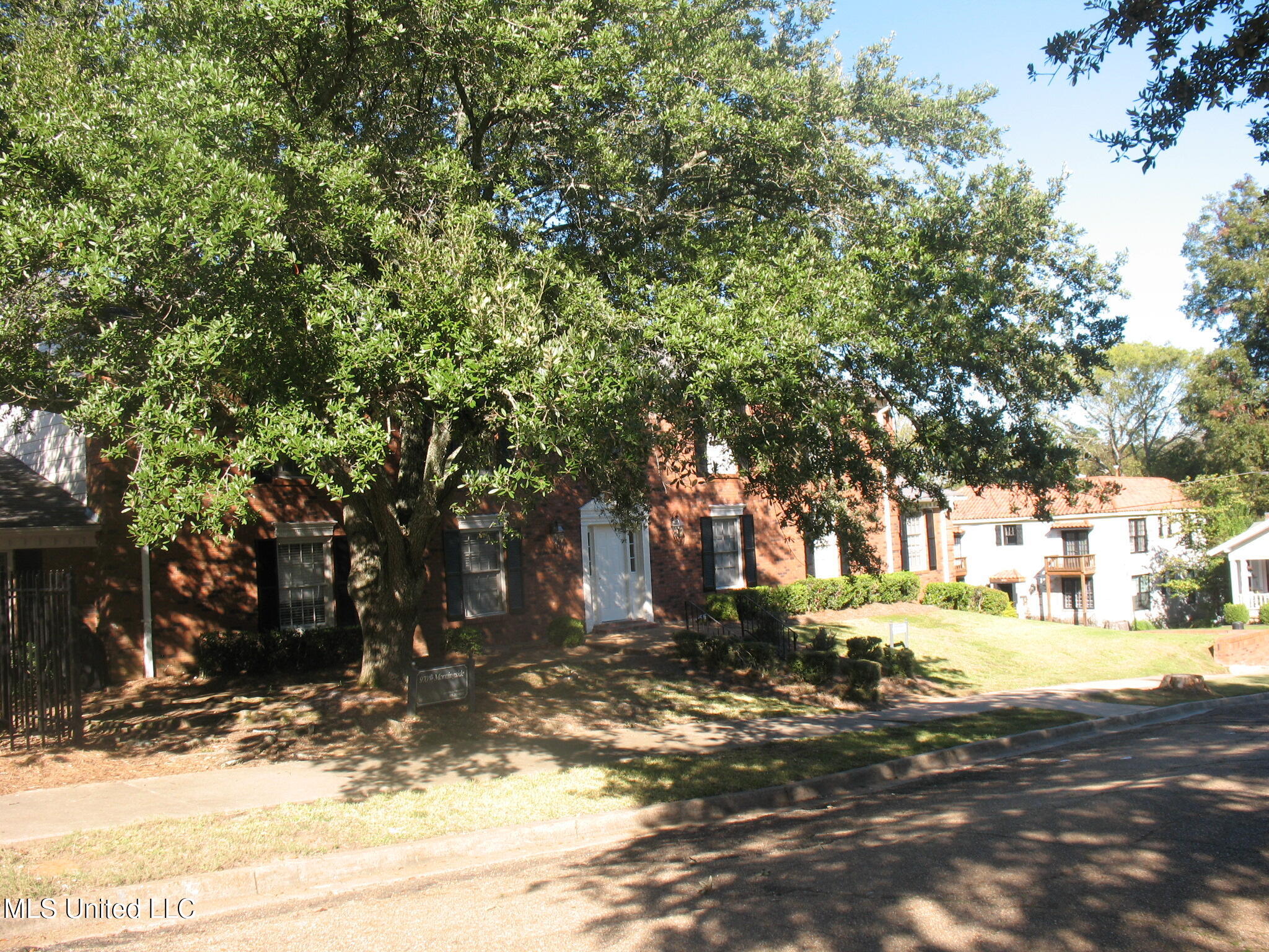 970 Morningside Street, Unit A5 Jackson, MS 39202 - Photo 2 of 16 4C0B1FF5-D687-4F70-A162-80CB8CD6B629